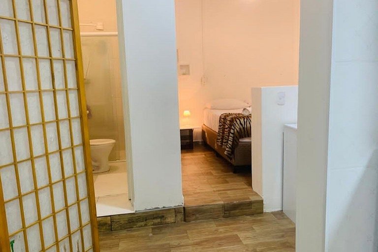 Edícula Aconchegante com Estacionamento - 5 min do Hospital