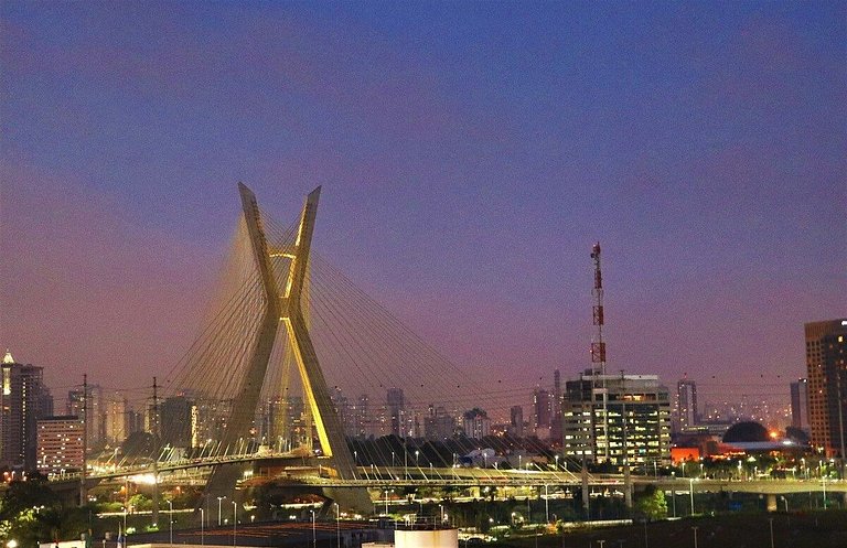 81 · Departamento completo en Morumbi (a 5 min del Hospital