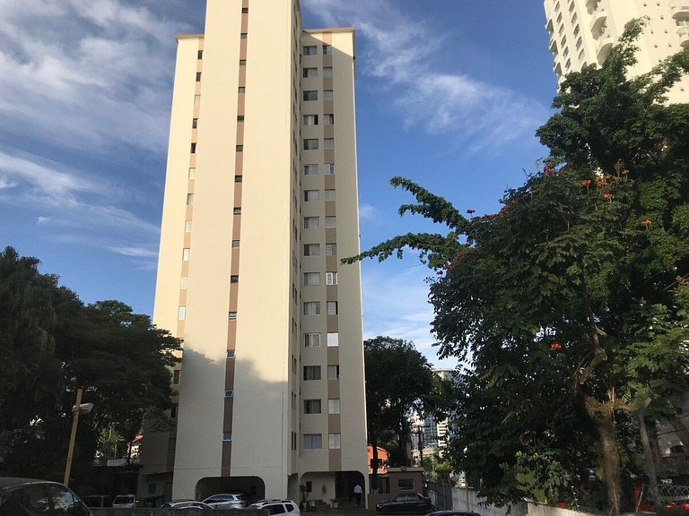 81 · Entire apartment in Morumbi (5 min from Einstein Hospit