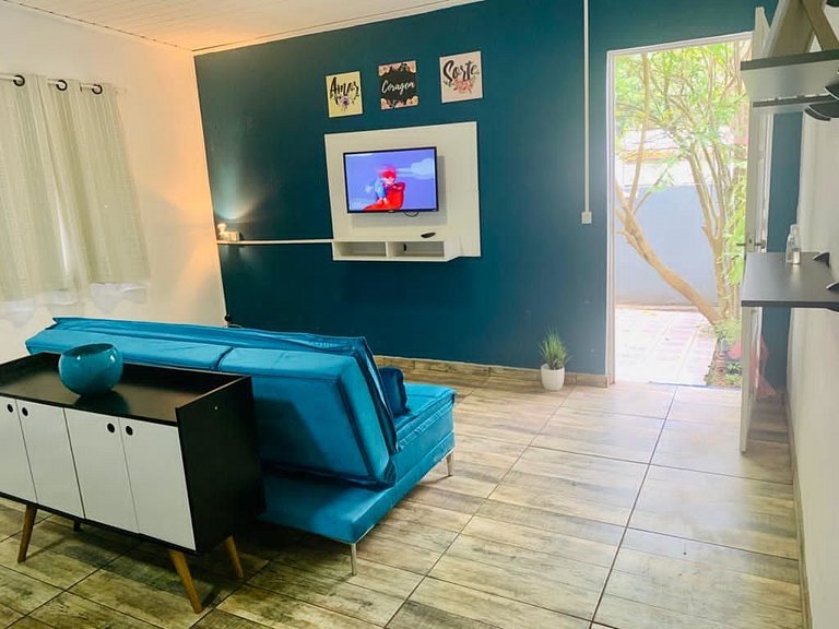 Edícula Acogedora con Estacionamiento y Wi-Fi – a 5 min del