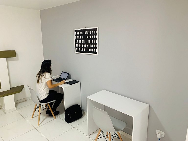 Nuestro equipo permanece disponible para ayudar a los huéspe