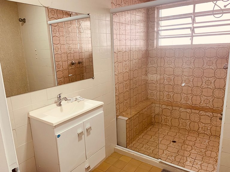 Casa ampla no Morumbi • perto Einstein e estádio Morumbi