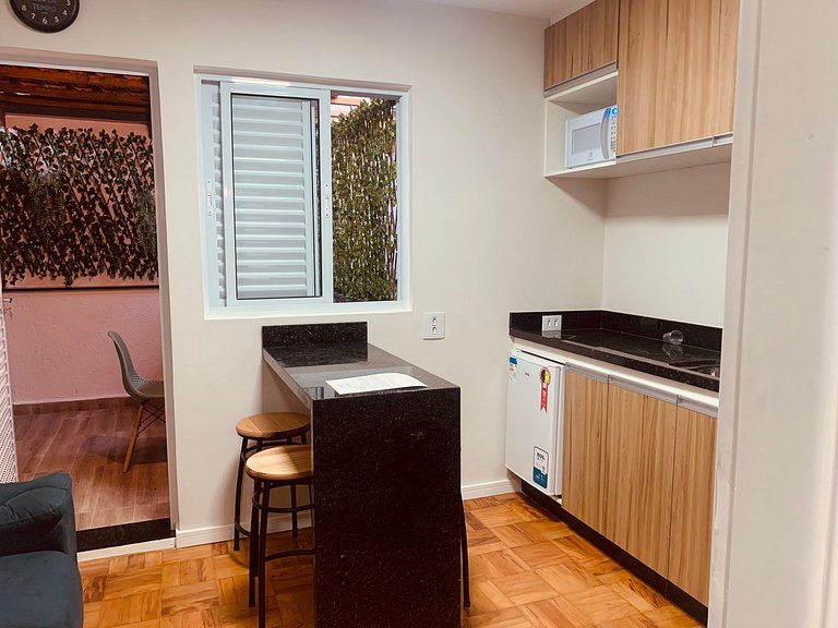 Studio with Private Bedroom for 4 | Morumbi | Mundi
