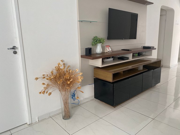 Suíte Ampla para até 3 pessoas no Morumbi (Q02)