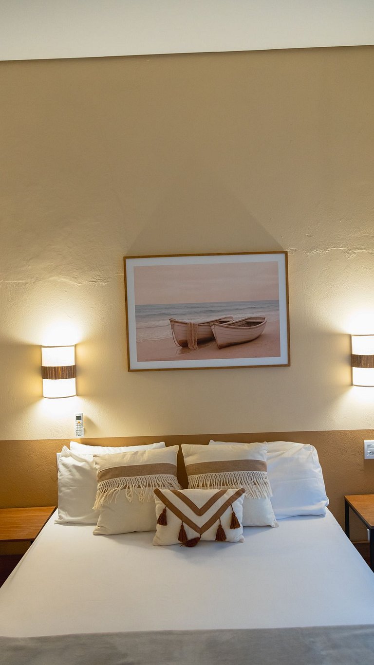 Studio em Peruíbe Confortável, Piscina, Wi-Fi, 60m da Praia