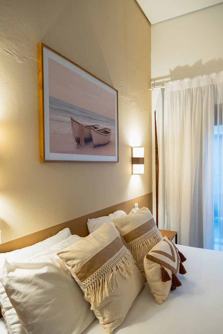 Studio em Peruíbe Confortável, Piscina, Wi-Fi, 60m da Praia